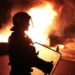 Francia, rivolte nelle banlieue: il precedente del 2005