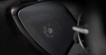 McLaren 750S: impianto audio Bowers & Wilkins