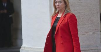 Meloni: “Vincere l’inverno demografico è una nostra sfida, il governo farà la sua parte’