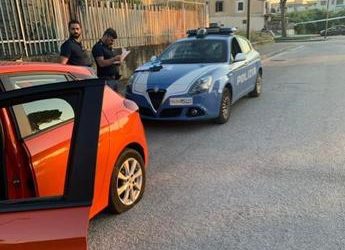 Napoli, danneggiata auto di Klaus Davi a Ponticelli