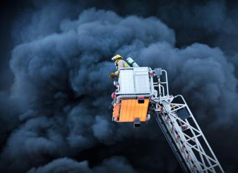 Rockwool, vietare utilizzo materiale combustibile in impianti fotovoltaici