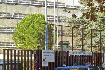 Roma, calci e pugni a compagna incinta: condannato a 3 anni e 8 mesi