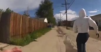 Usa, 14enne afroamericano ucciso dalla polizia in Colorado: diffuso video