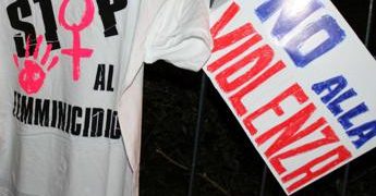 Violenza sulle donne, dal cartellino giallo al braccialetto elettronico: le nuove misure