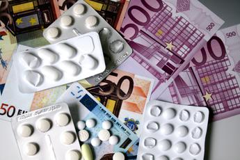 Estate, dai falsi farmaci ai finti nutrizionisti è boom di denunce