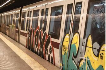Roma, metro A: stop temporaneo tra Ottaviano e Battistini