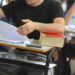 Scuola, nuovo contratto: aumento stipendio 124 euro per i prof