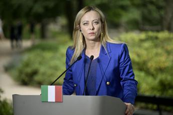 Spagna, da Meloni sostegno a partito di destra Vox: “Con vostra vittoria impulso all’Europa”