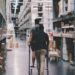 L’economia delle “spedizioni veloci”: attenzione alla gestione delle scorte di magazzino