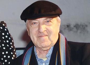 Auguri a Roberto De Simone, l’autore della ‘gatta Cenerentola’ compie 90 anni