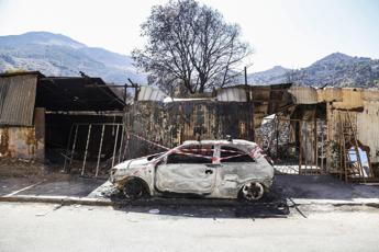 Incendi Palermo, allarme diossina: “Sensibile calo composti chimici”