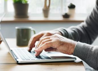 Lavorare dopo la pensione, occhio alle conseguenze: ecco cosa può succedere