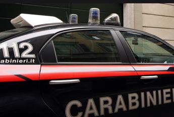 Roma, ruba vestiti in negozio: arrestata figlia ex Miss Italia