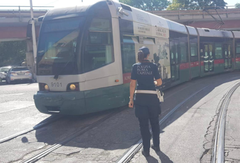 Roma, tram deraglia a San Lorenzo: nessun ferito