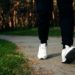 Siesta bocciata, camminare (senza correre) dopo mangiato fa bene