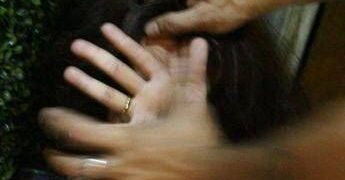 Tentato femminicidio Genova, convalidato il fermo di Panzica. Testimoni: “Così l’ha aggredita”