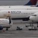 Turbolenza su volo Delta Milano-Atlanta, 11 persone in ospedale