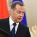 Ucraina, Medvedev: “Guerra Nato contro Russia, Kiev può sparire”