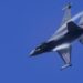 Ucraina, Rutte: “Olanda e Danimarca forniranno F-16”. Zelensky: “Decisione storica”