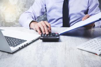 Airbnb, ipotesi evasione estesa al 2023: società rischia nuovi reati