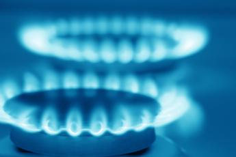 Bollette gas, “con ritorno Iva e oneri spesa fino a 205 euro”