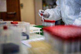 Covid Italia, incidenza in aumento da due settimane: gli ultimi dati