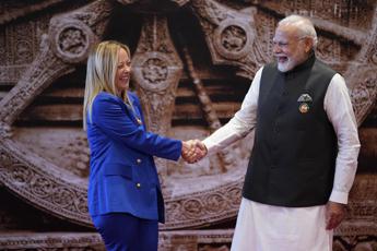 G20, al via summit Nuova Delhi. Meloni accolta da Modi
