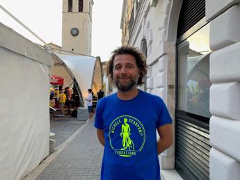 Il fratello di Michele Scarponi: “Città a 30 all’ora? Una rivoluzione per la sicurezza”
