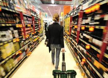 Inflazione, Istat conferma stime a maggio: +0,8%. Carrello spesa in calo