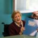 Maestra per un giorno a 90 anni, la storia di nonna Imelda