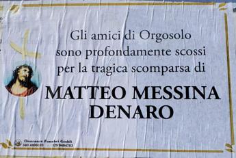 Matteo Messina Denaro, a Orgosolo manifesti funebri choc per il boss