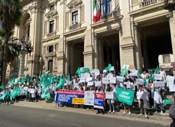 Medici specializzandi protestano a Roma: “Mai più schiavi”