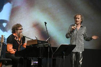 Sanremo, Antonio Rezza si candida: “Amadeus invita me che ti sconvolgo io”