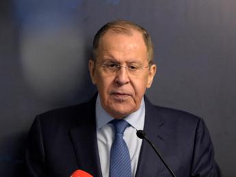 Ucraina Russia, Lavrov: “Pronti a negoziare ma tenendo conto di realtà”