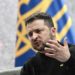 Ucraina, Zelensky: “Non cedere a richieste Mosca ma imporre sanzioni”