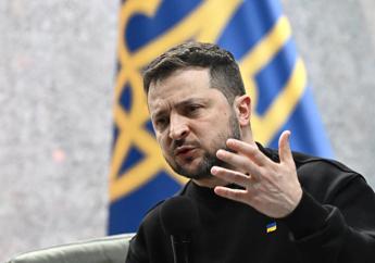 Ucraina, Zelensky: “Non cedere a richieste Mosca ma imporre sanzioni”