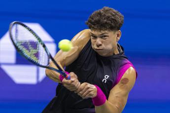 Us Open, Shelton vince il derby Usa con Tiafoe: è in semifinale