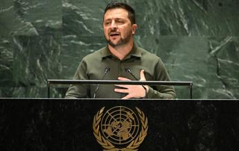 Zelensky all’Onu: “Russia colpevole di genocidio”