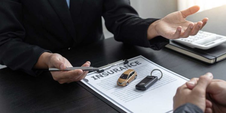 Assicurazione auto e moto a rate? Certo che si può