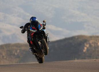 BMW M 1000 XR: la sportiva per lunghe distanze