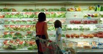 Epatite A, le regole a tavola per evitare rischi