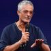Fiorello ‘minaccia’ Mentana: “Se Fagnani passa da Rai al Nove gli buco le ruote all’auto”