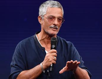 Fiorello ‘minaccia’ Mentana: “Se Fagnani passa da Rai al Nove gli buco le ruote all’auto”