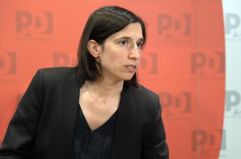 Meloni e Giambruno, cosa dice la politica? Il silenzio di Schlein