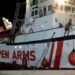 Migranti, fermo amministrativo e multa per Open Arms