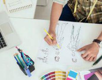 Moda, svolta verso la sostenibilità: ‘è caccia’ a nuovi profili professionali