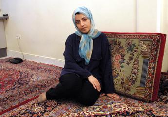 Nobel 2023 per la pace a iraniana Narges Mohammadi: chi è la vincitrice