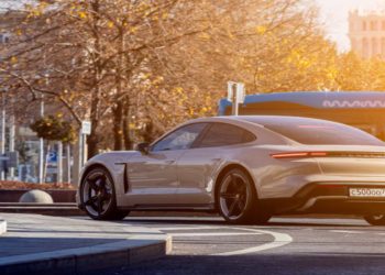 Noleggio Porsche a Medio Termine: L’Arte della Mobilità tra Tradizione e Innovazione