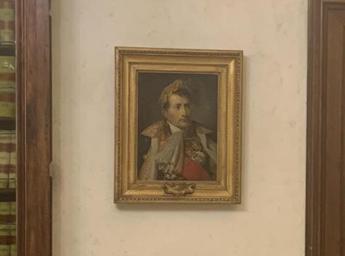 Rampelli ‘dichiara guerra’ a Napoleone: “Via quadro dalla Camera, depredò l’Italia”