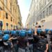 Torino, disordini a corteo e scontri con la polizia